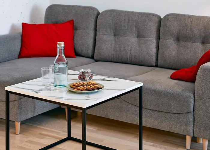 Smart Old Town Apartment *